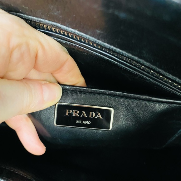 Prada Leather Large Tote. Black Leather inside zip pocket. Like new. - Picture 3 of 12